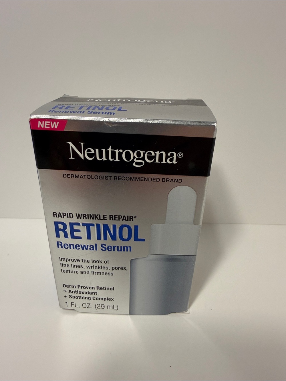 Neutrogena Retinol Renewal Serum - Silver, White & Black